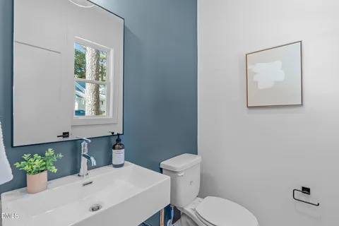 $529,000 | 5057 Lundy Drive, Unit 102, Raleigh, NC 27606