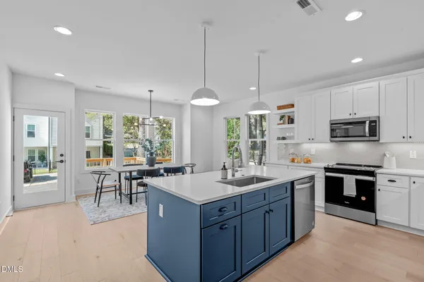 $529,000 | 5057 Lundy Drive, Unit 102, Raleigh, NC 27606