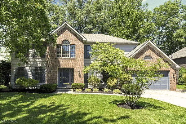 $599,900 | 30536 Mallard Cove, Westlake, OH 44145