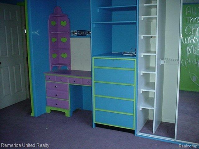 3998 Mc Arthur Road Jackson, MI 49203 - Photo 13 of 21 2 nd Bedroom W/Built-in's