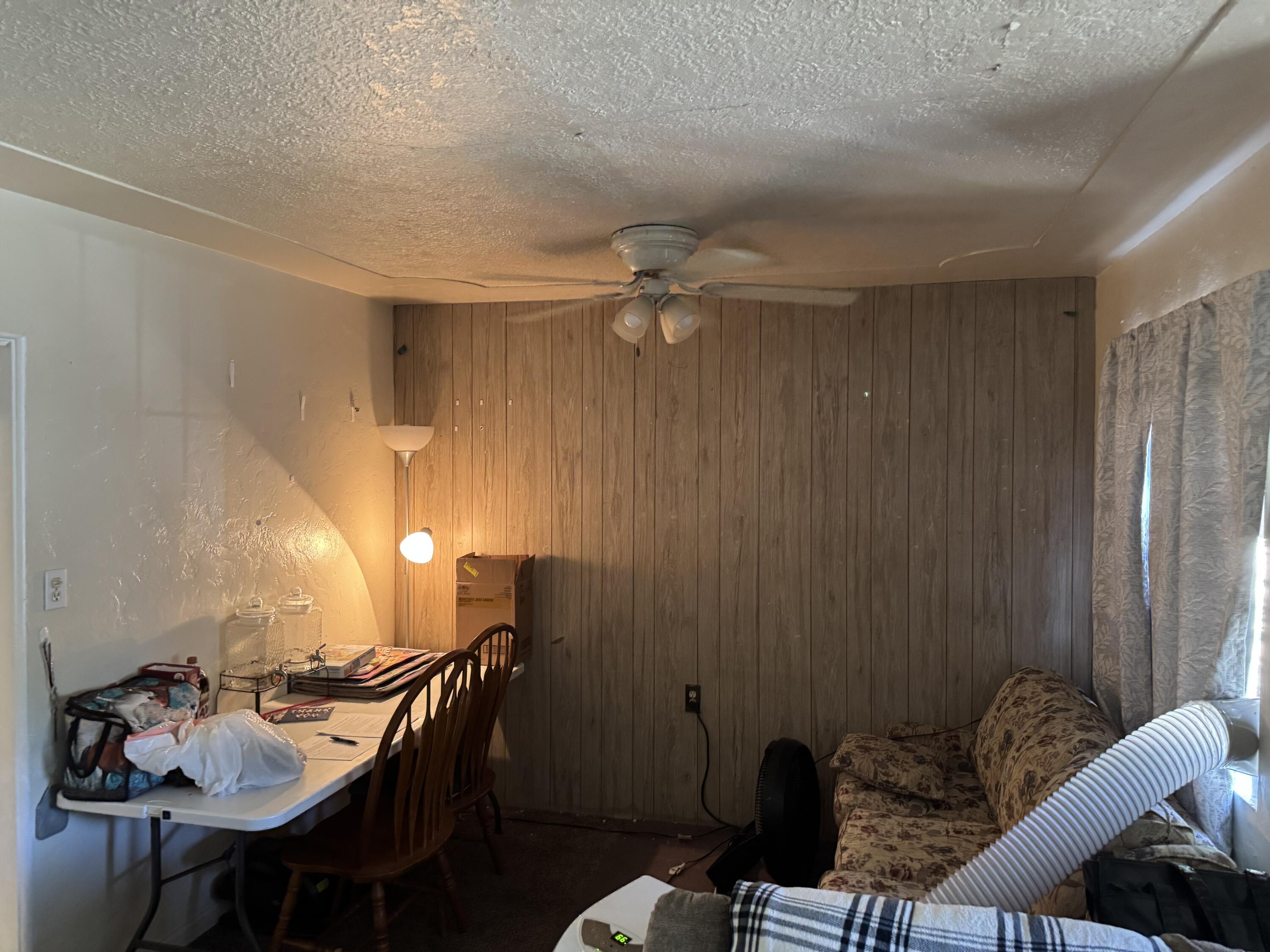1015 Gold Street Redding, CA 96001 - Photo 17 of 17 a workspace with furniture and lamp