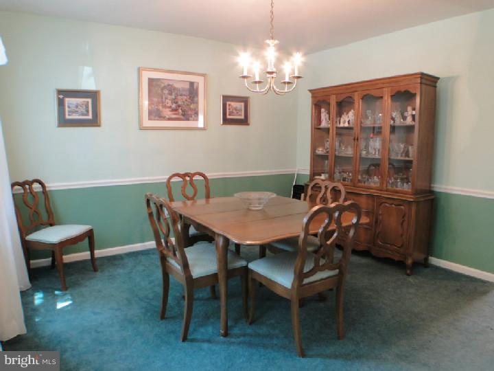 747 West Rolling Road Springfield, PA 19064 - Photo 12 of 25 Dining Room