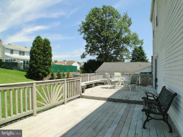 747 West Rolling Road Springfield, PA 19064 - Photo 23 of 25 Master Bedroom