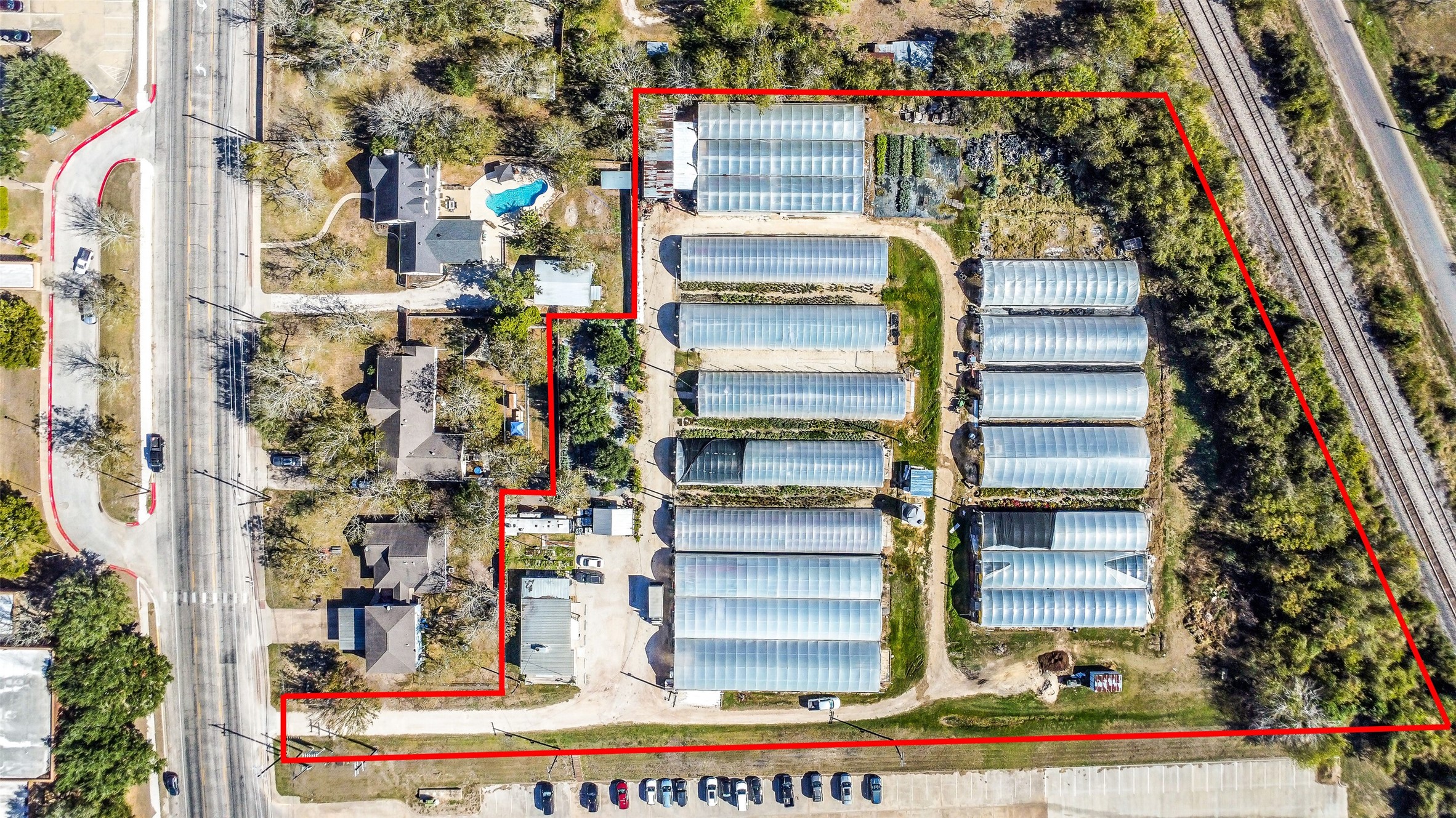 511 West Main Street Weimar, TX 78962 - Photo 29 of 30 a front view of a multi story building with yard