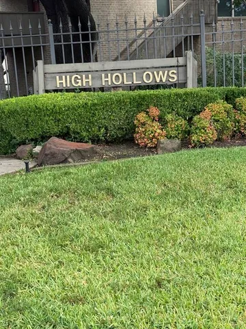 $1,400 | 10440 High Hollows Drive, Unit 146, Dallas, TX 75230