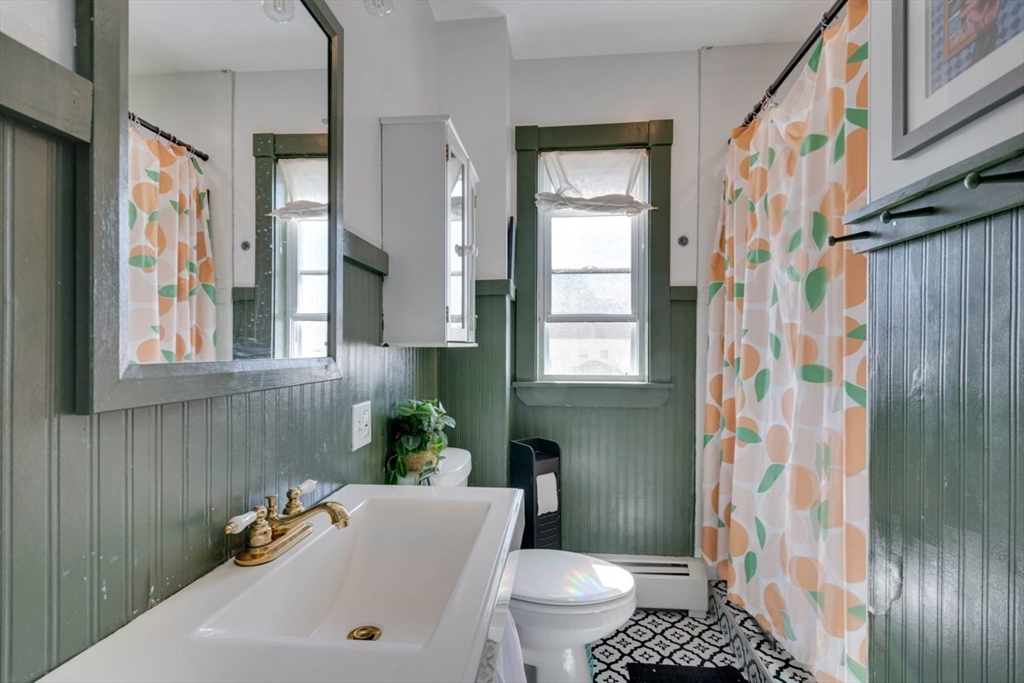 28 Arthur Street, Unit 3 Beverly, MA 01915 - Photo 13 of 23