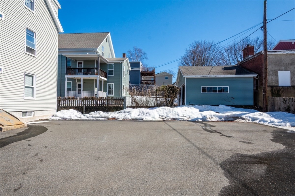 28 Arthur Street, Unit 3 Beverly, MA 01915 - Photo 14 of 23