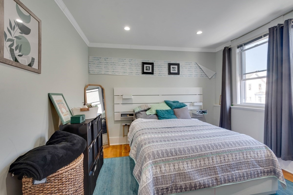 28 Arthur Street, Unit 3 Beverly, MA 01915 - Photo 10 of 23