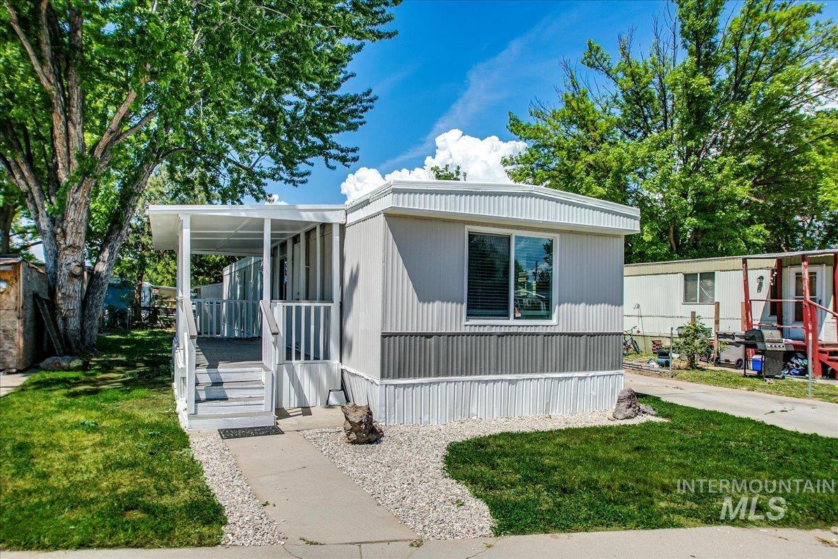 406 Driftwood Road Boise, ID 83713 - Photo 1 of 1