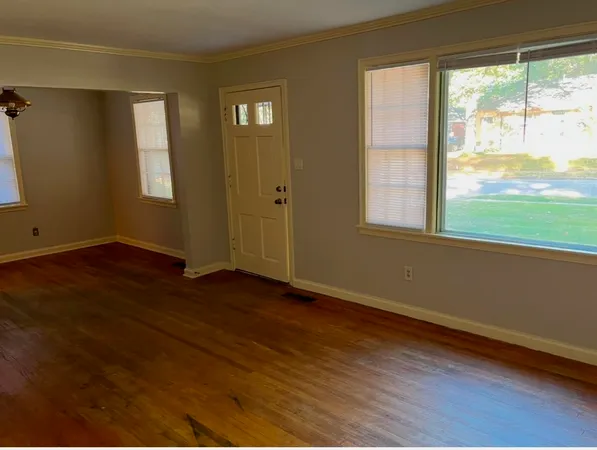 $1,300 | 779 Indian Drive, Memphis, TN 38122