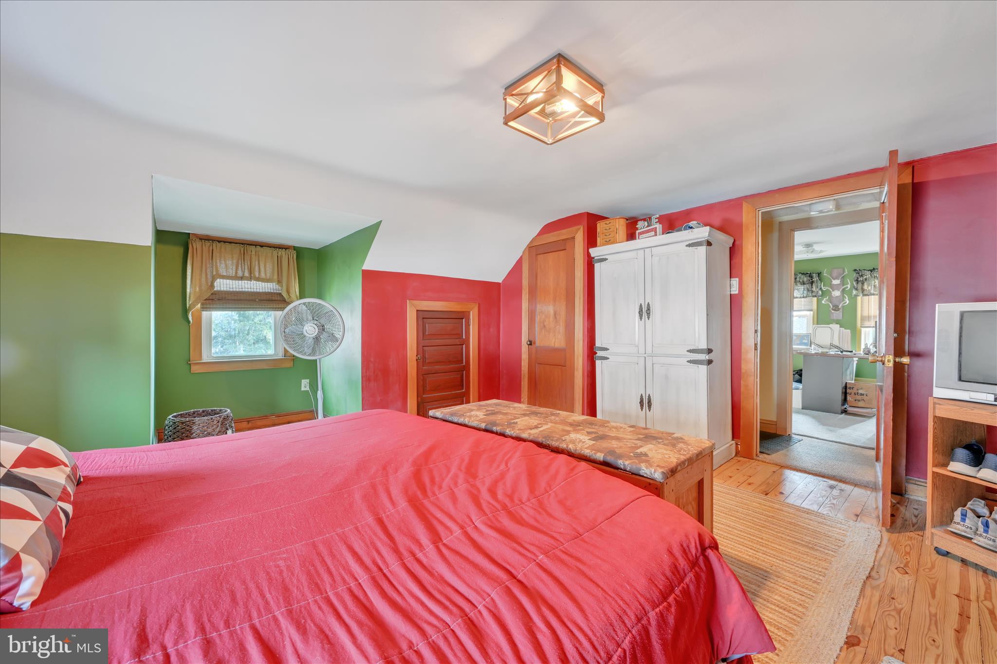 529 Englesville Road Boyertown, PA 19512 - Photo 22 of 35 Bedroom