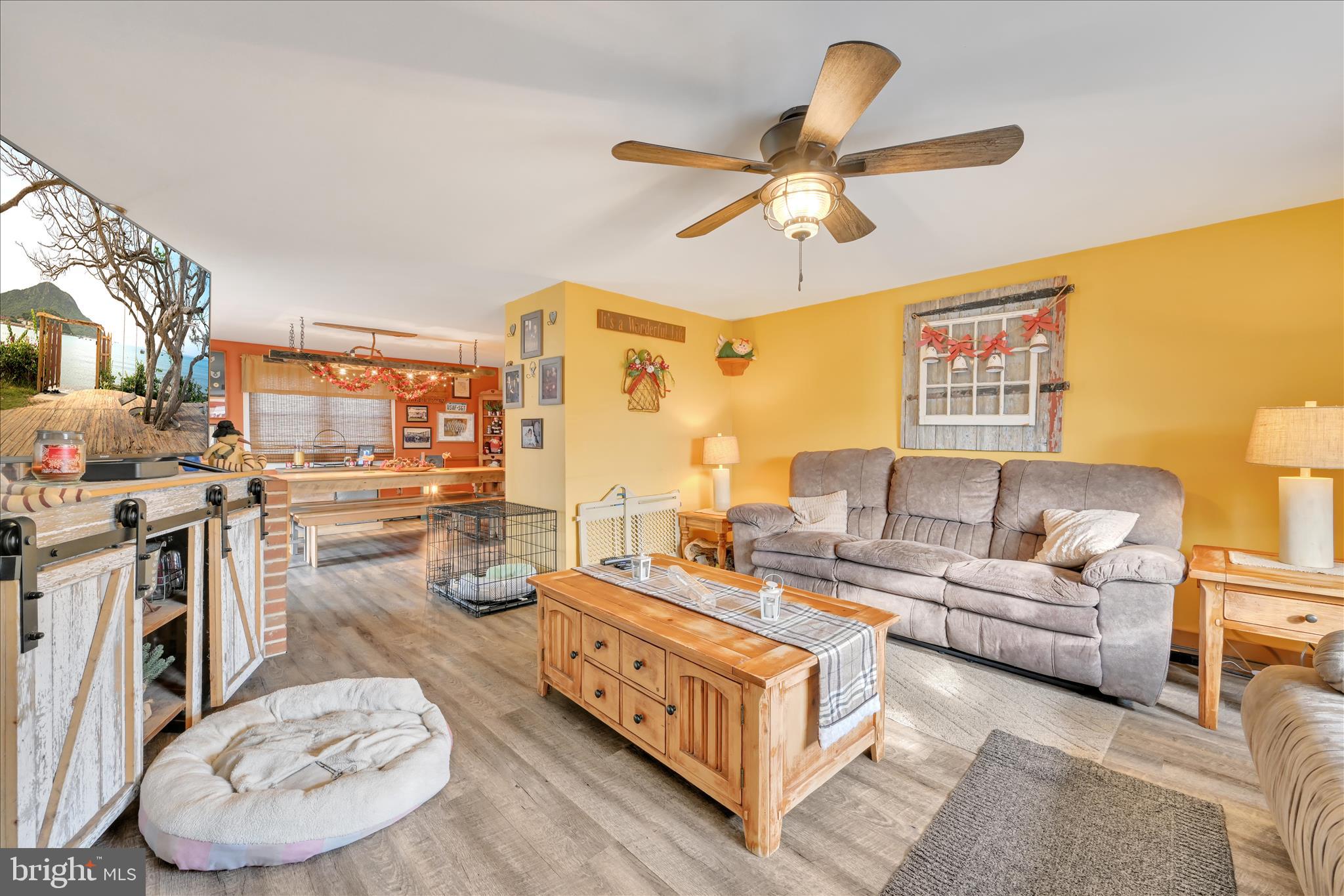 529 Englesville Road Boyertown, PA 19512 - Photo 10 of 35 Living Area