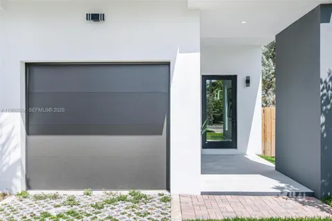 $1,495,000 | 2943 Southwest 21st Street, Miami, FL 33145