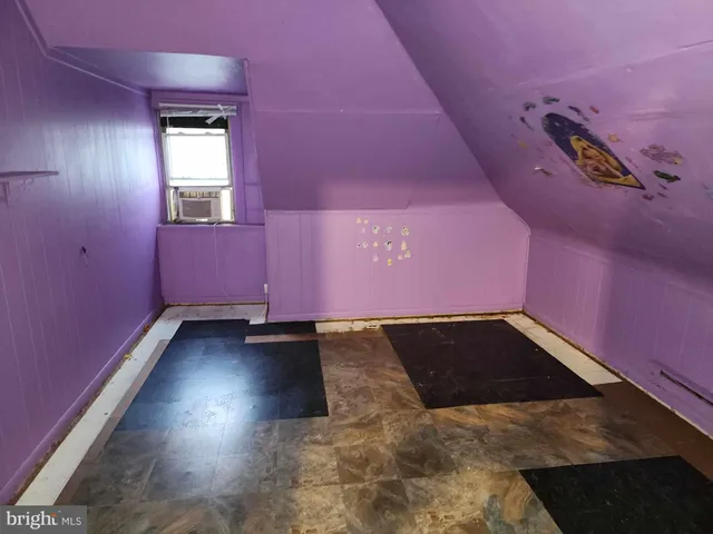 $299,000 | 17 North Brown Street, Gloucester City, NJ 08030