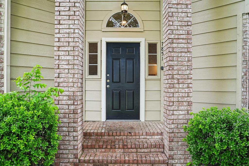 7851 Excaliber Road Frisco, TX 75035 - Photo 3 of 23