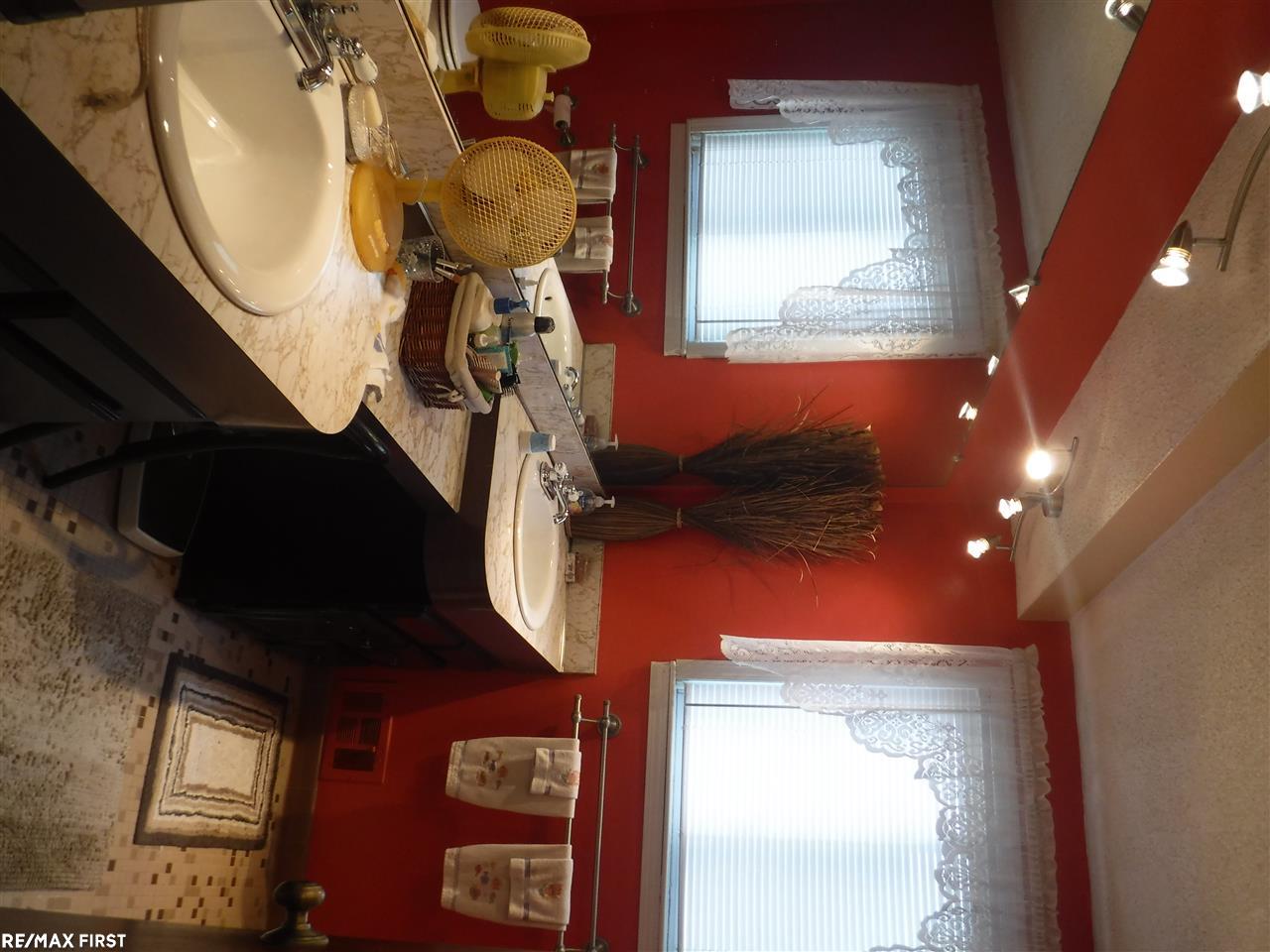 3827 Common Road Warren, MI 48092 - Photo 15 of 25 Gallery Image 15