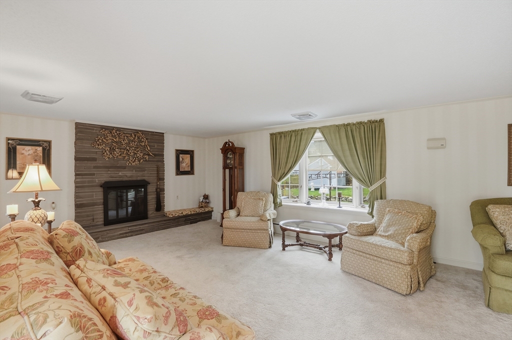 121 Wood Street Fall River, MA 02721 - Photo 9 of 41