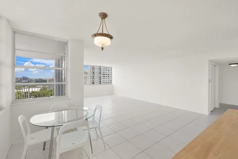 $175,000 | 18011 Biscayne Boulevard, Unit 17041, Aventura, FL 33160