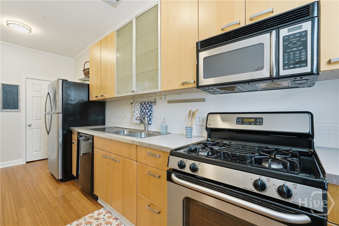 17 East 37th Street, Unit 11 Savannah, GA 31401 - Photo 10 of 28