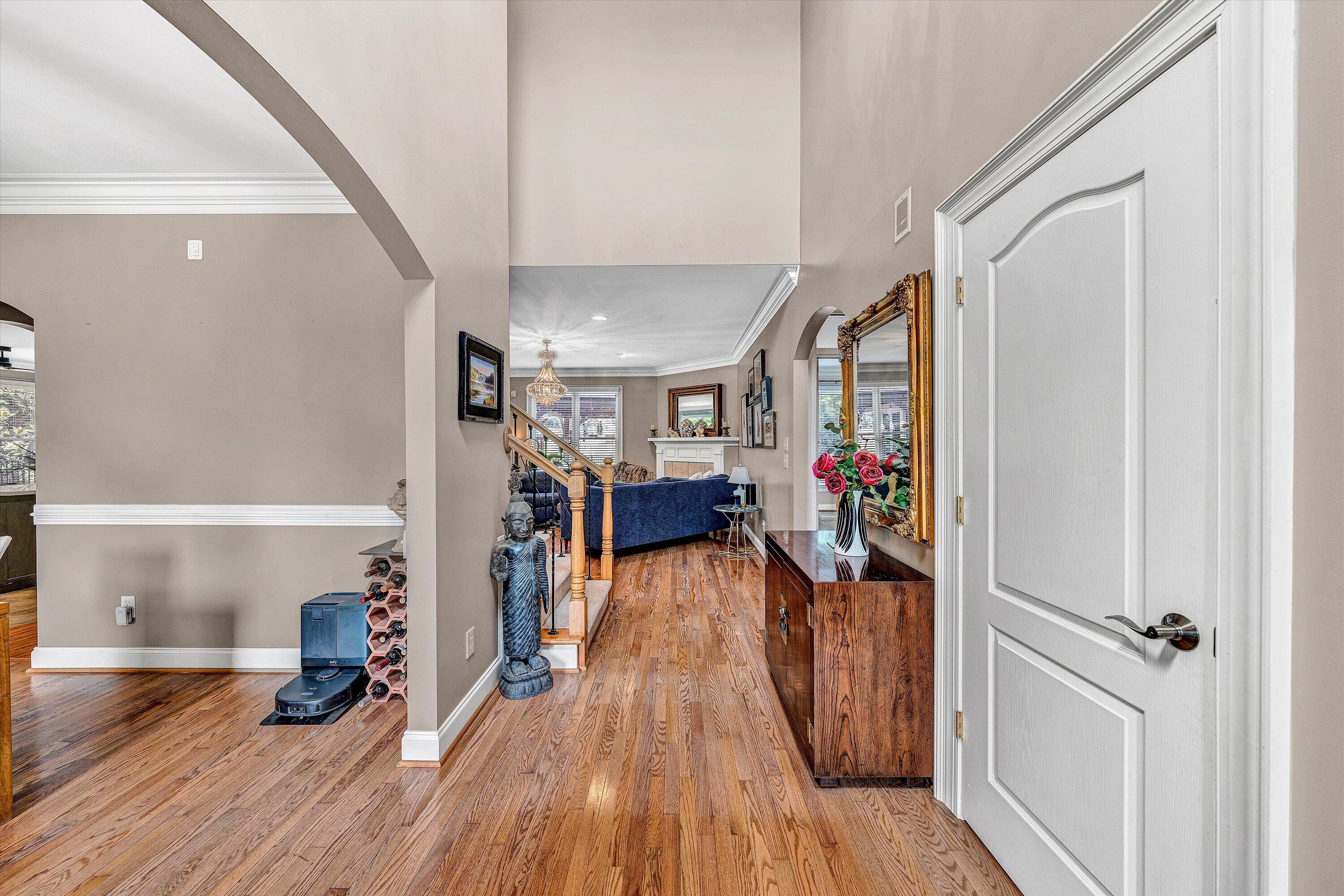 3141 Hidden Oak Road Southwest Roanoke, VA 24018 - Photo 3 of 37 07-DSC00463