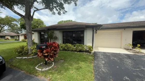 $199,900 | 4763 Storkwood Terrace, Unit A, Boynton Beach, FL 33436