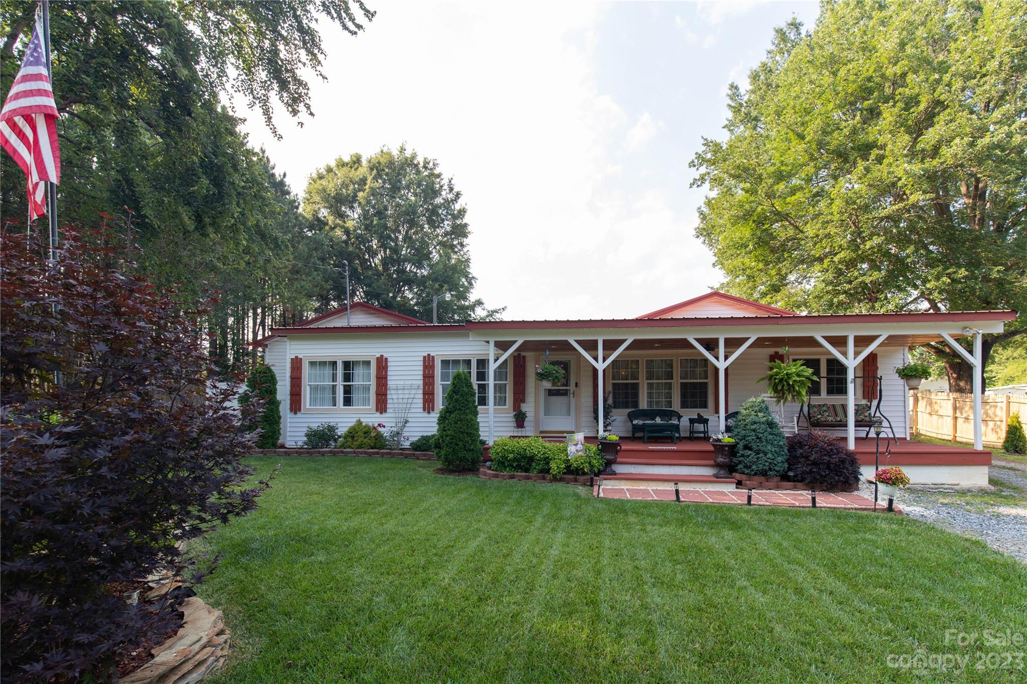 185 Oliphant Road Mooresville, NC 28115 - Photo 3 of 48 Gallery Image 3
