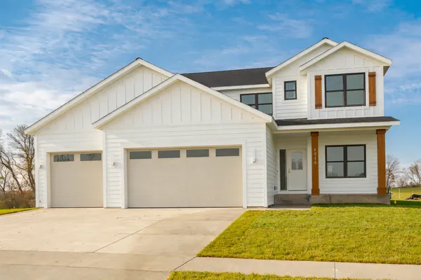 $634,900 | 3435 Stonehedge Drive Northeast, Rochester, MN 55906