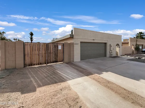 $415,000 | 2912 South Price Road, Tempe, AZ 85282