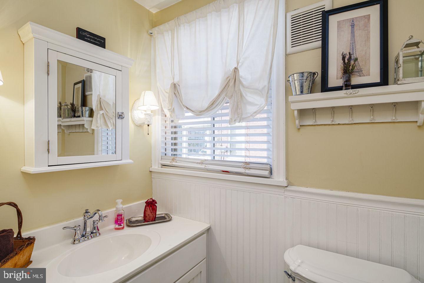 73 Centre Street Haddonfield, NJ 08033 - Photo 27 of 41 Gallery Image 27