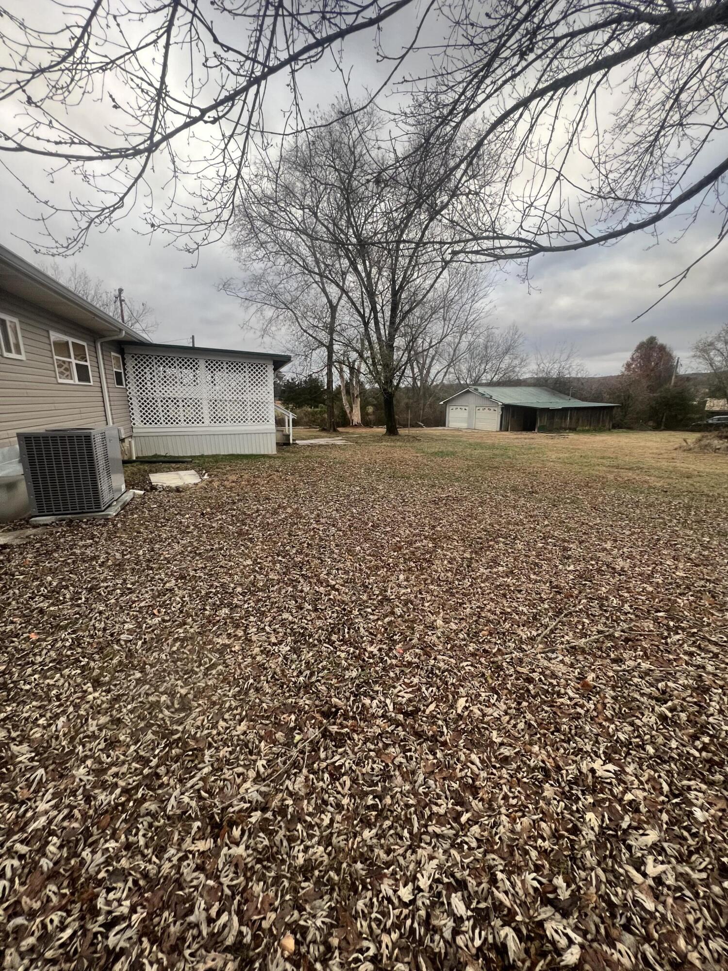 13341 Highway 58 Decatur, TN 37322 - Photo 9 of 32 92D67525-3F9D-4E5D-87DB-4EA45DC86E95