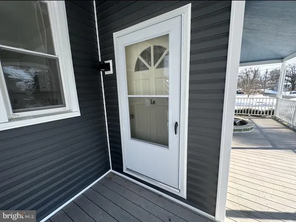 a view of an entrance of the house