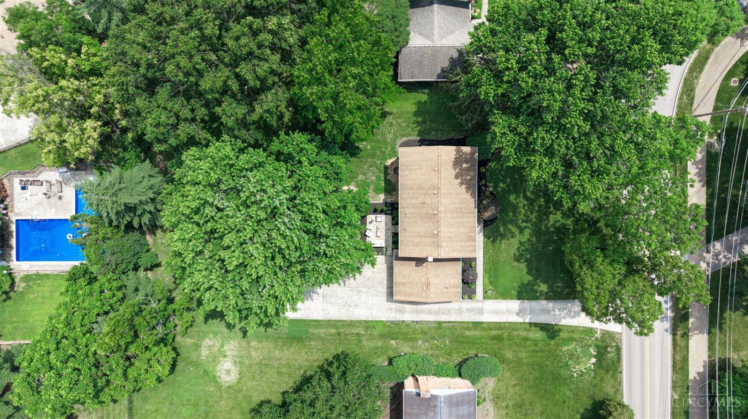 8765 Weller Road Cincinnati, OH 45249 - Photo 56 of 63