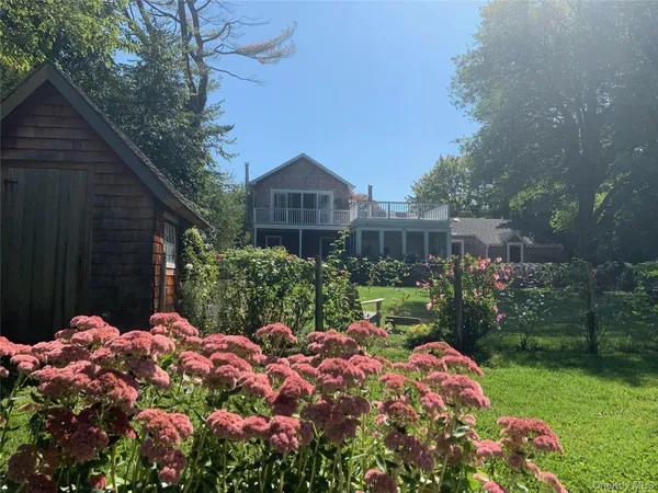 $2,195,000 | 36 South Howells Point Road, Bellport, NY 11713