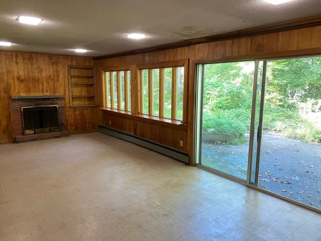 $900,000 | 19 Cynthia Road, Canton, MA 02021