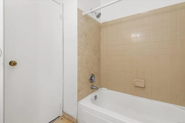 $499,000 | 1445 Bedford Avenue, Unit 3C | Crown Heights