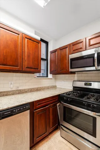 $499,000 | 1445 Bedford Avenue, Unit 3C | Crown Heights