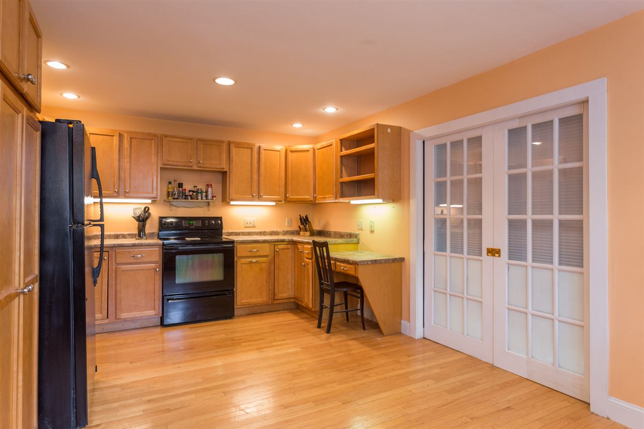 80 Washington Street Exeter, NH 03833 - Photo 2 of 31