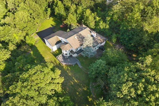 $1,249,000 | 587 Highway 306, Suffern, NY 10901