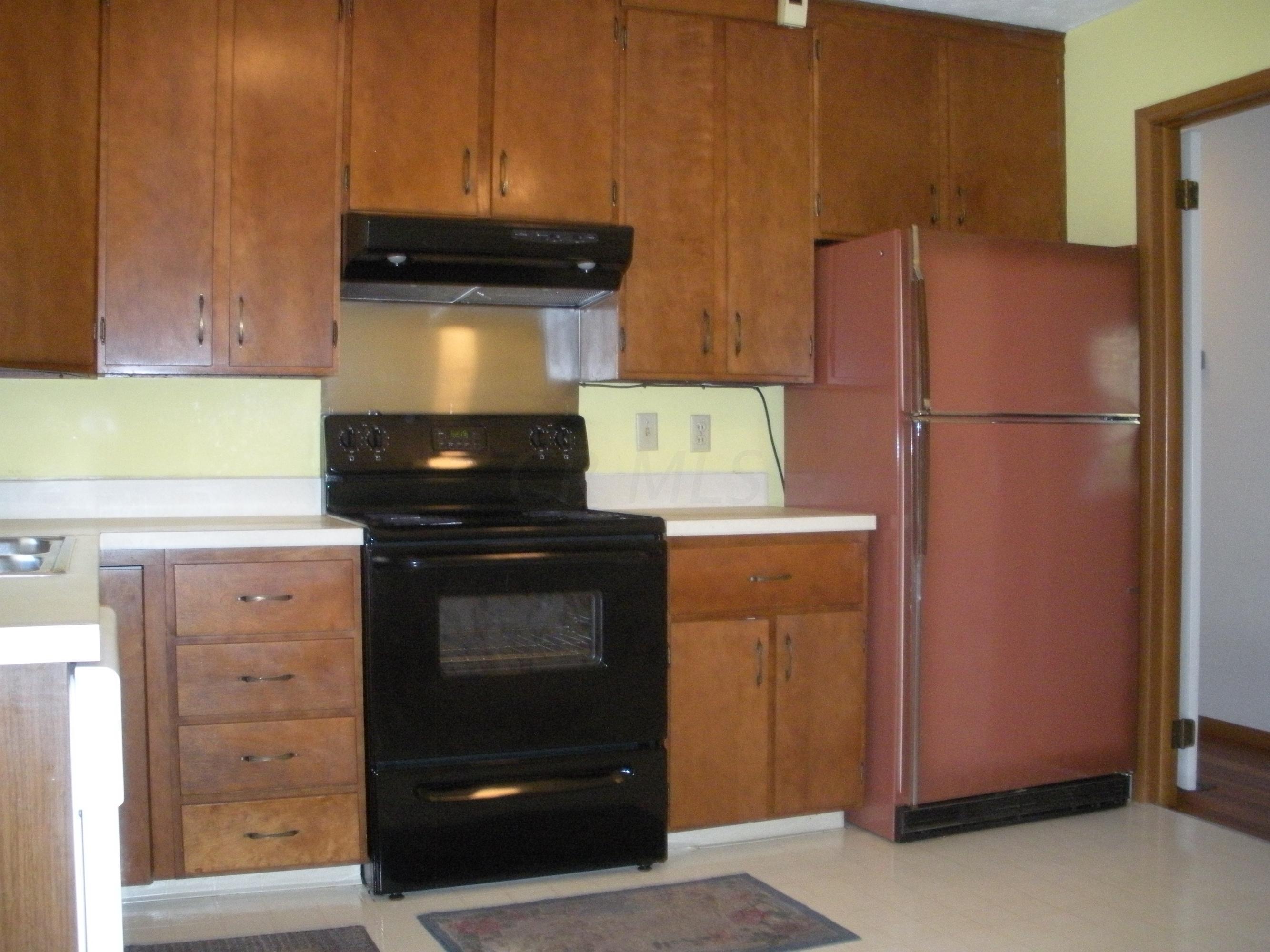 1026 Cummington Road Columbus, OH 43213 - Photo 5 of 17 Gallery Image 5