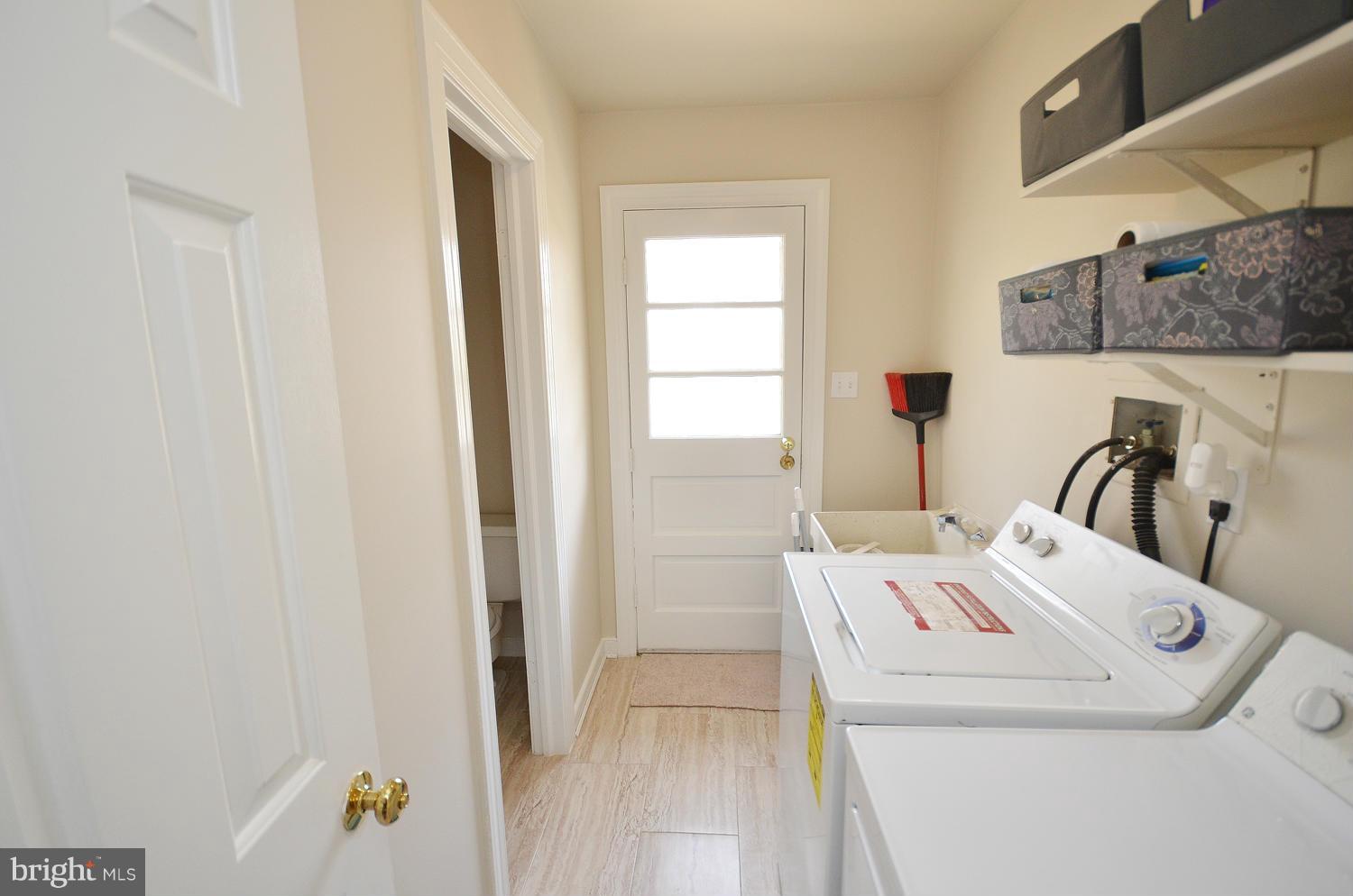 39238 Foxhill Road Leesburg, VA 20175 - Photo 14 of 30 Interior (General)