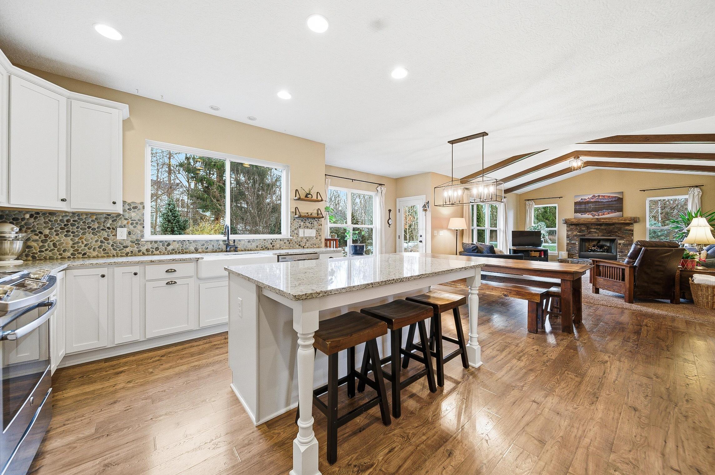 7488 Lee Road Westerville, OH 43081 - Photo 6 of 55 25-print-Erin Spalding - 7488 Lee Rd, We