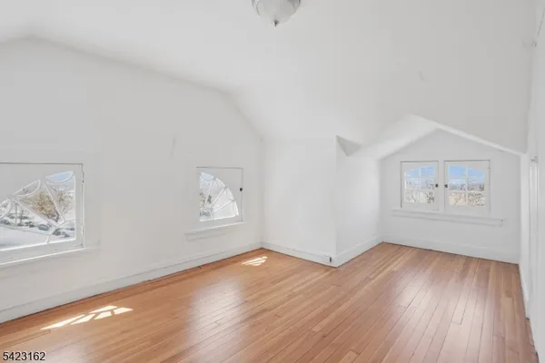 $3,800 | 519 Westminster Avenue, Elizabeth, NJ 07208