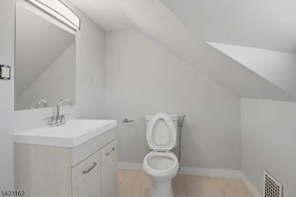 $3,800 | 519 Westminster Avenue, Elizabeth, NJ 07208