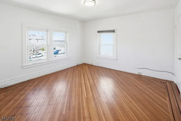 $3,800 | 519 Westminster Avenue, Elizabeth, NJ 07208