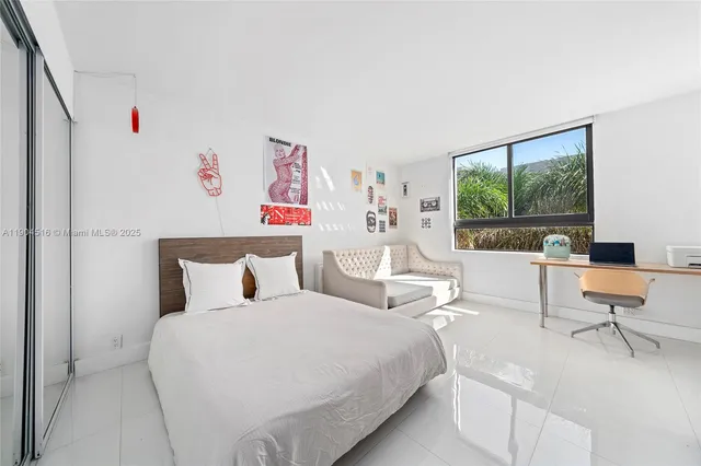 $1,295,000 | 161 Crandon Boulevard, Unit 419, Key Biscayne, FL 33149