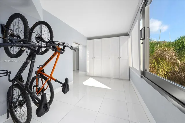 $1,295,000 | 161 Crandon Boulevard, Unit 419, Key Biscayne, FL 33149