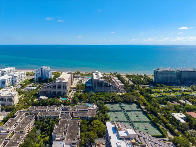 $1,295,000 | 161 Crandon Boulevard, Unit 419, Key Biscayne, FL 33149