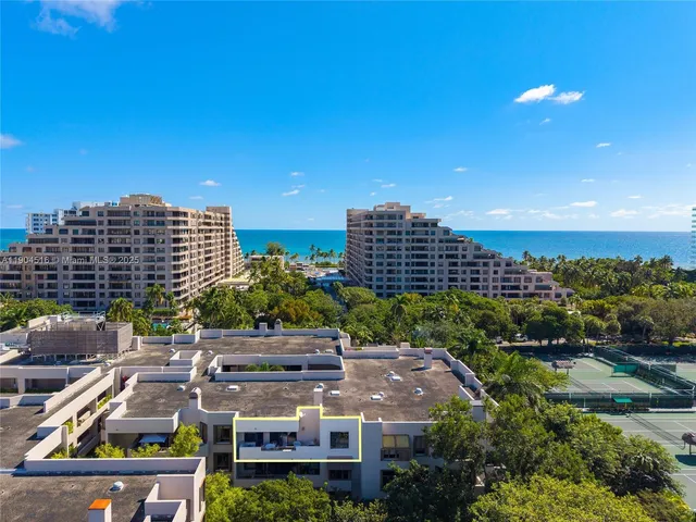 $1,295,000 | 161 Crandon Boulevard, Unit 419, Key Biscayne, FL 33149