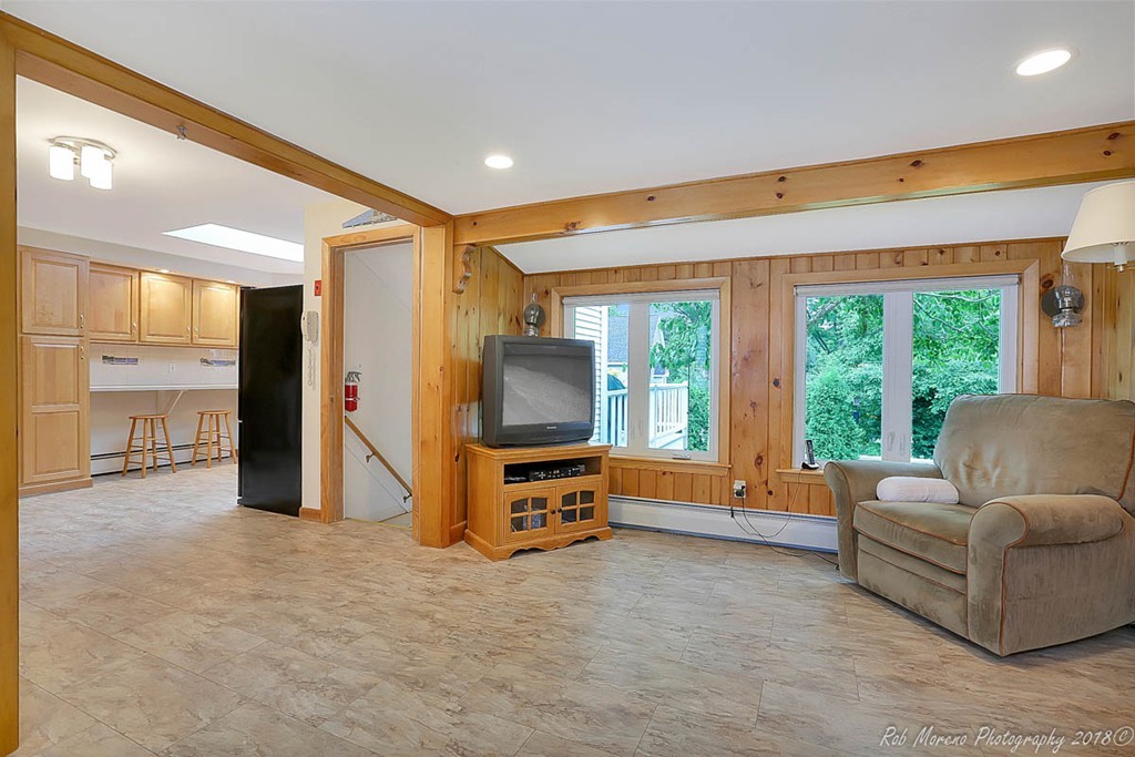 14 Arthur Road Andover, MA 01810 - Photo 5 of 26 Gallery Image 5