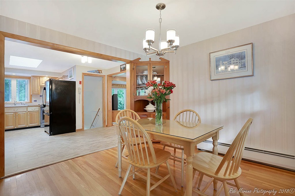 14 Arthur Road Andover, MA 01810 - Photo 9 of 26 Gallery Image 9